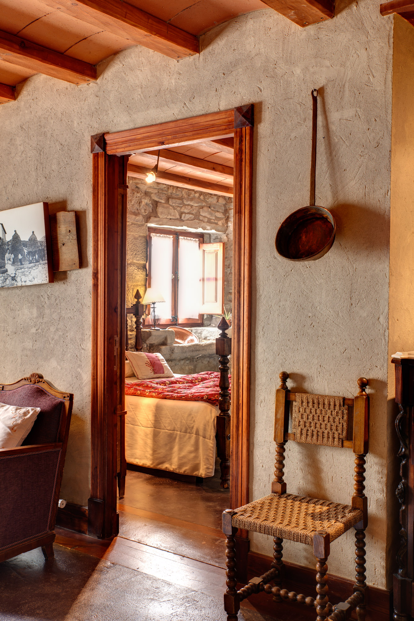 La Tor de Montclar - Jardins Artigas: Gaudí's Hidden Masterpiece in the Pyrenees